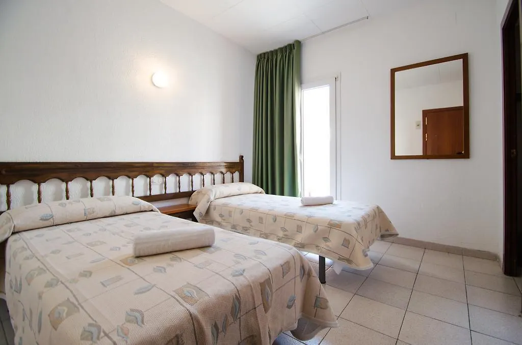 Hostal Lloret Льорет-де-Мар