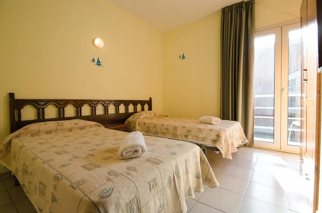 Hostal Lloret Льорет-де-Мар Гостевой дом