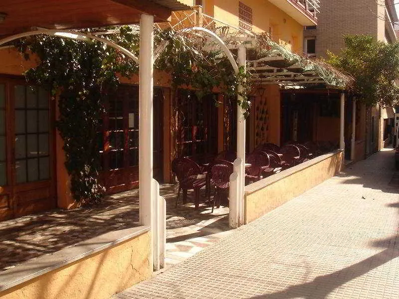 Hostal Lloret Льорет-де-Мар Гостевой дом
