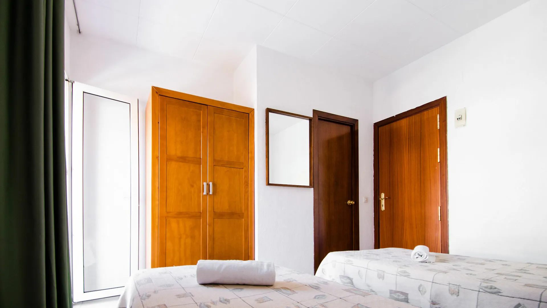 Hostal Lloret Льорет-де-Мар