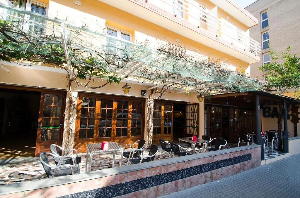 ** ゲストハウス Hostal Lloret リョレート・デ・マル スペイン